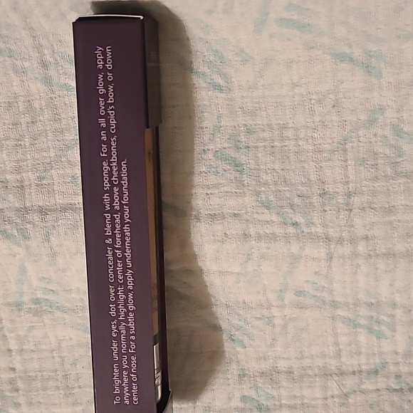 Tarte Shape Tape Glow Wand color Auroral .2 fl oz/ 6 ml NIB - Picture 6 of 8